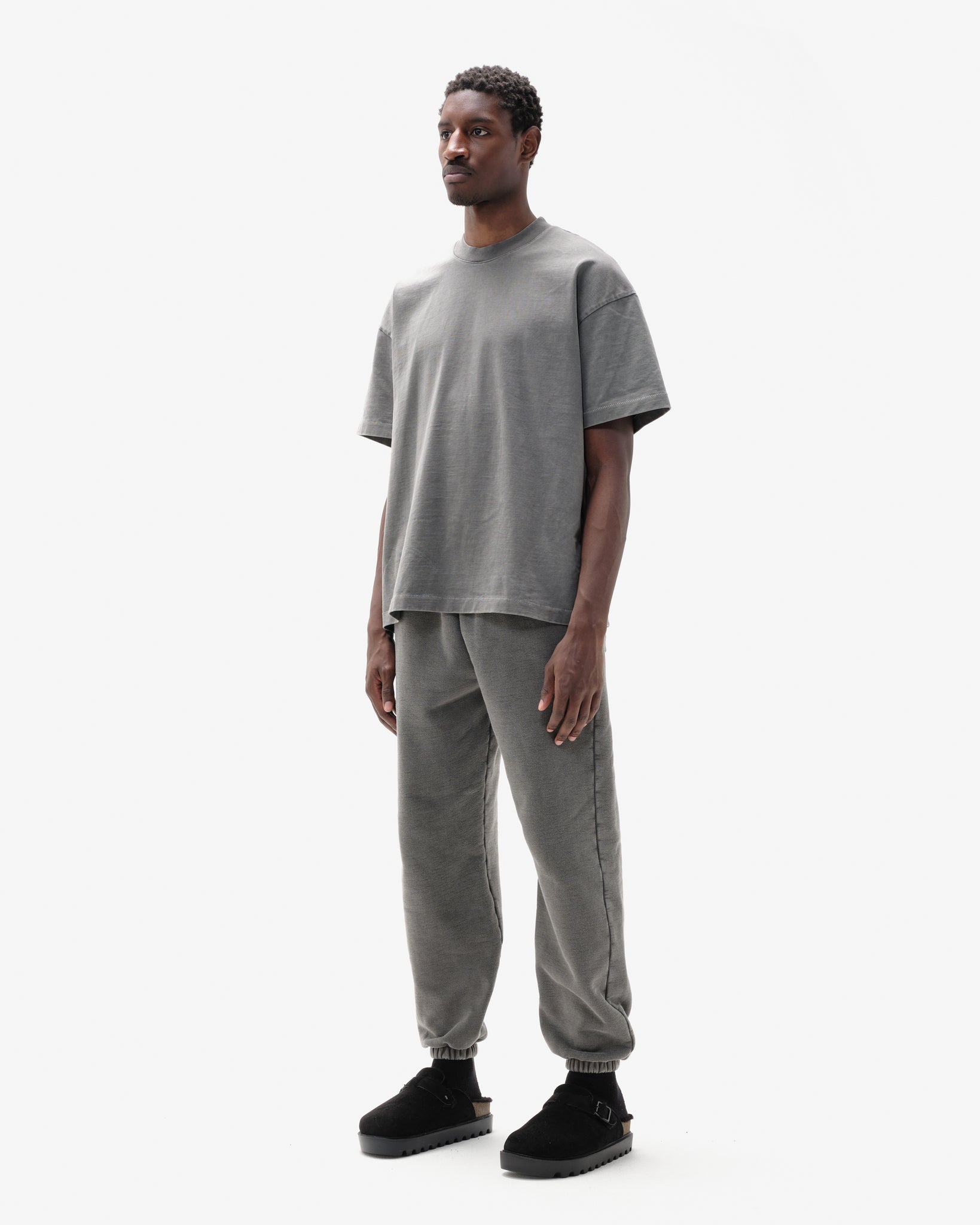 HEAVYWEIGHT VINTAGE T-SHIRT - VINTAGE GREY