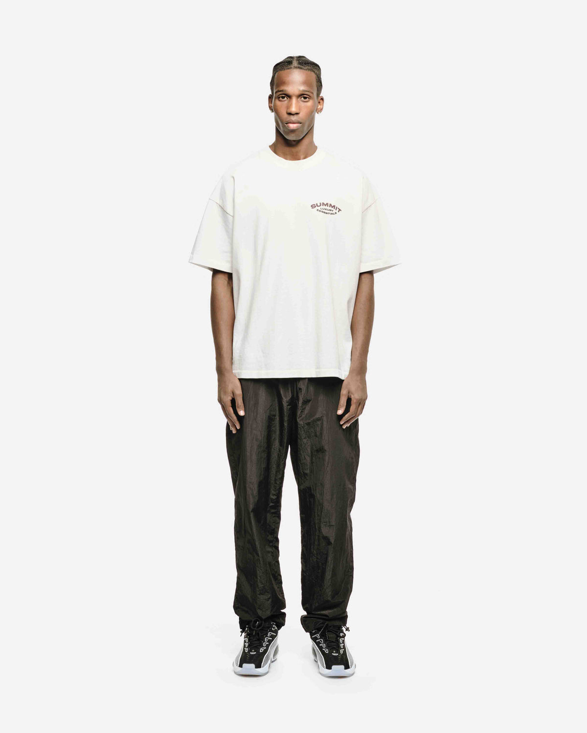 LUXURY ESSENTIALS T-SHIRT - OFF WHITE