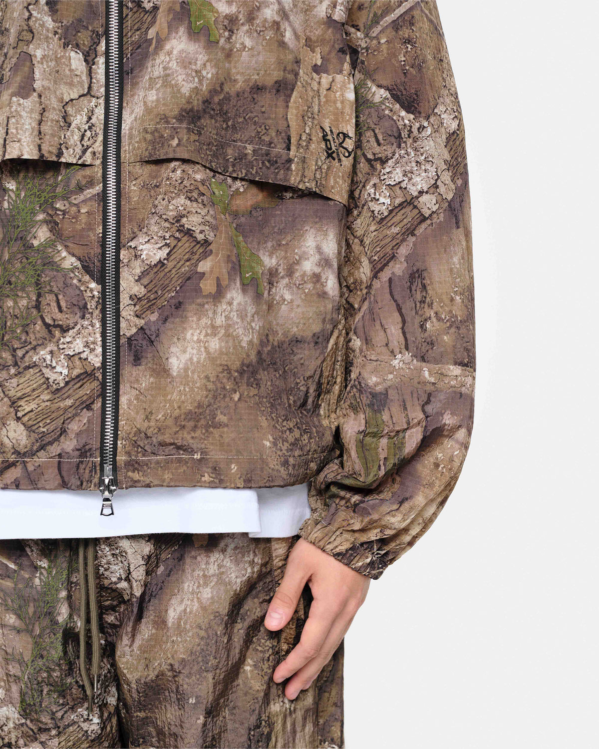 RIPSTOP WINDBREAKER - REALTREE APX from Summit Clothing UK