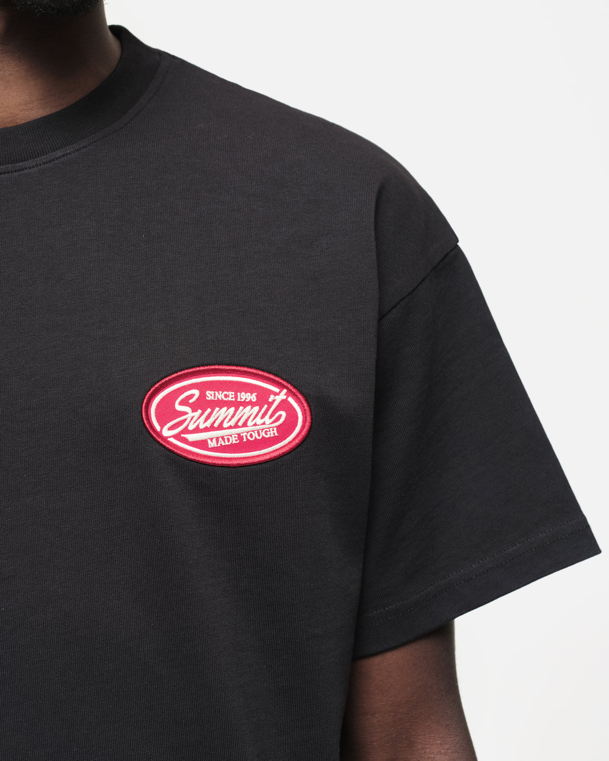 MADE TOUGH PATCH T-SHIRT - BLACK